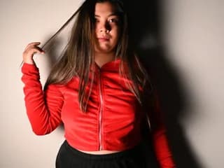 WebCAM of BustyKassy101