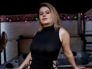 WebCAM of DelilahJynxBabestation