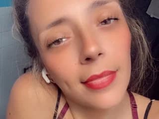 WebCAM of EmmaMiaXXX