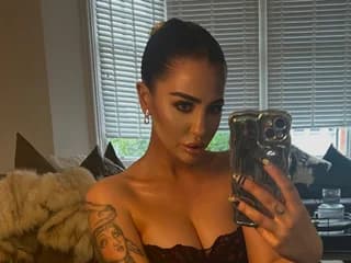 VelvetVonBlack_UK WebCAM 